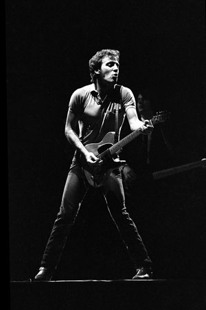 Backstreets.com: Springsteen News Archive Nov-Dec 2015