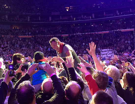 Coldplay's Brilliant LED Wristbands Light Up Miami's Hard Rock Stadium