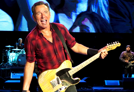 Bruce Springsteen and the E Street Band go the distance in St. Paul